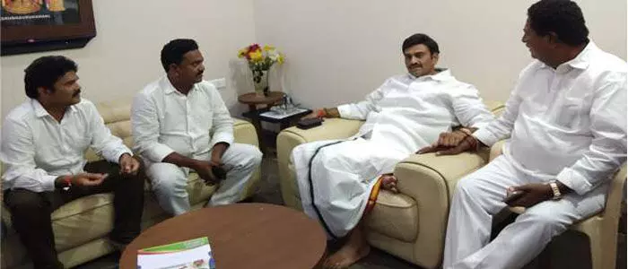 రఘురామకృష్ణంరాజు