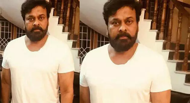 అలా మెగా హీరోస్ కి చెక్ పెట్టిన చిరు!