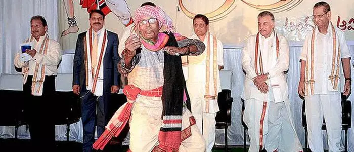 వంగపండు ప్రసాదరావు