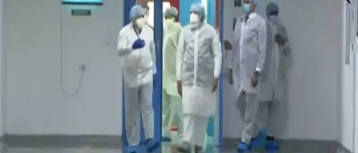 నరేంద్ర మోదీ నరేంద్ర మోదీ