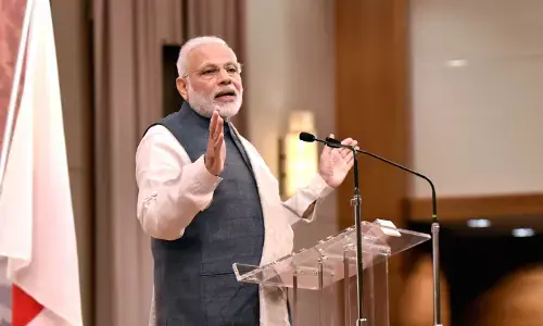 modi comments on kcr front