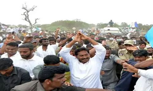 ys jagan reached kadapa