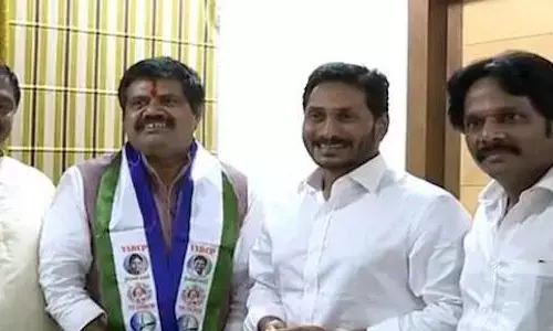 y s jagan avanti srinivas