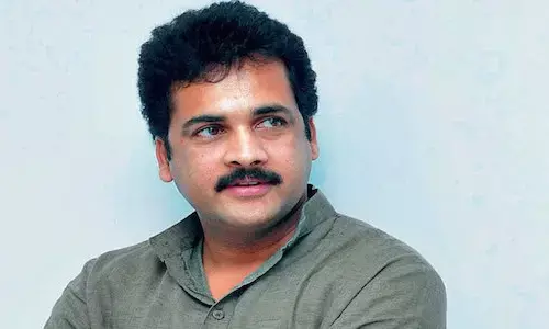 పరారీలో లేనంటున్న శివాజీ