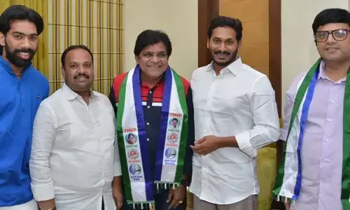 ali counter to pawan kalyan