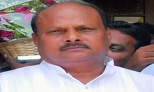 యనమల రామకృష్ణుడు