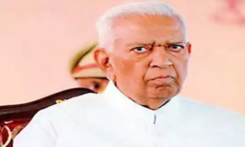 గవర్నర్