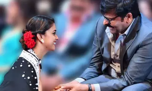 మెగాస్టార్ ఆశీస్సులు అందుకున్న జాతీయ ఉత్త‌మ‌ న‌టి కీర్తి సురేష్