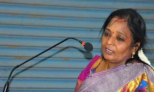 తమిళి సై