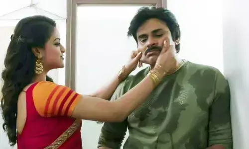 ఊగిసలాటలో పవన్ రీ ఎంట్రీ సినిమా?