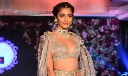 చీరకట్టులో ఉన్న కష్టం వర్ణనాతీతం అంటున్న హీరోయిన్?