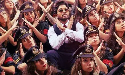 బన్నీ ప్లాన్ మార్చాడా?