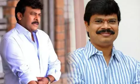 బోయపాటిని తప్పించుకుంటున్న చిరు?