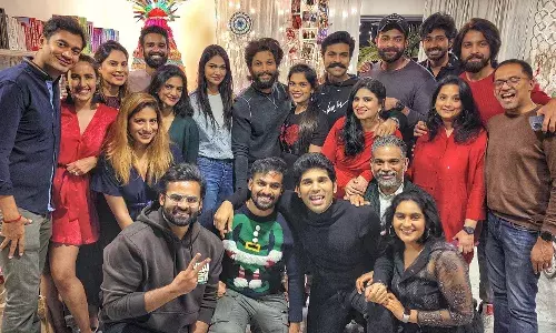 క్రిస్మస్ పార్టీలో మెగా సందడి