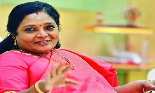 తమిళి సై